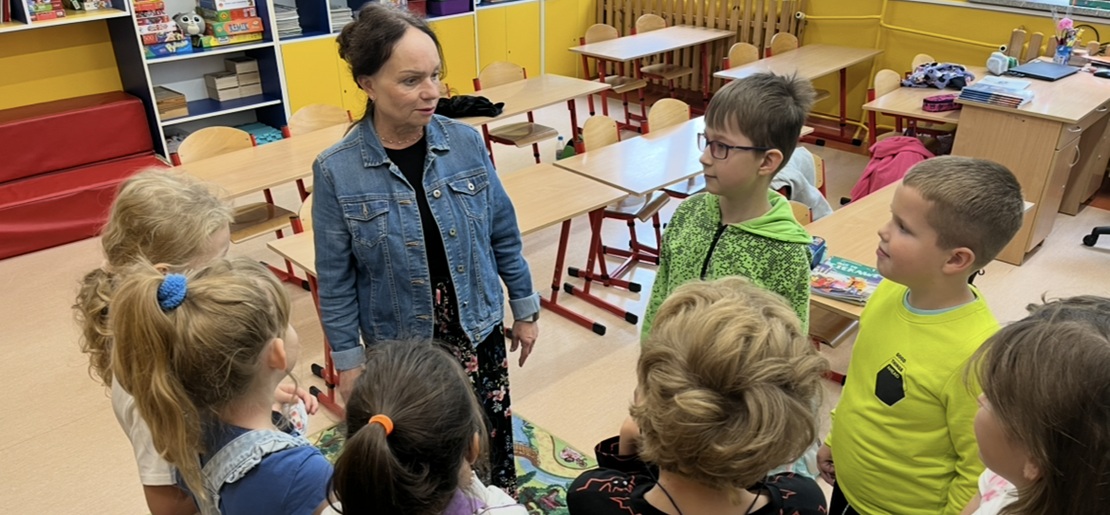 Spotkania w szkołach: rozmowy o emocjach i bezpieczeństwie